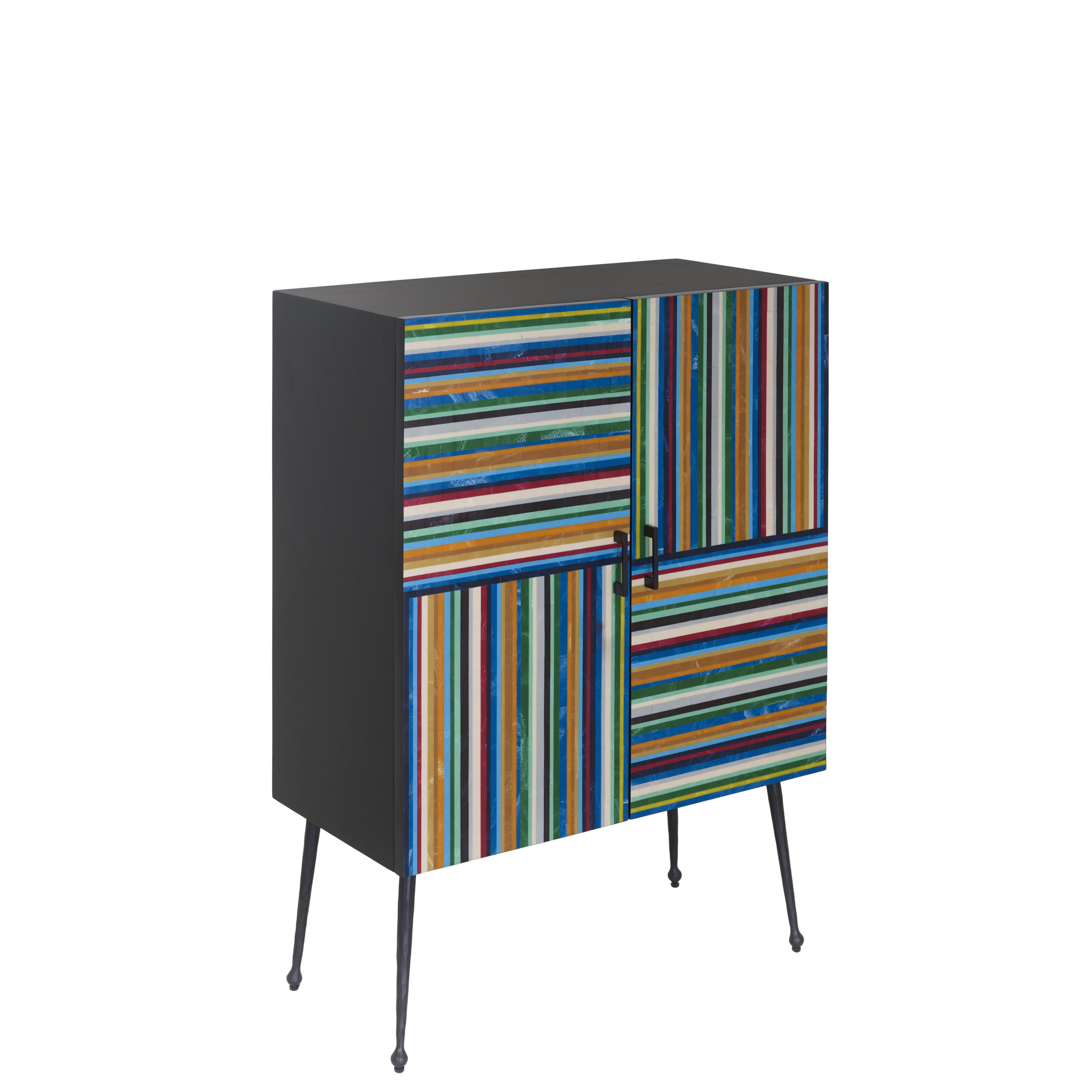 Schrank Strisce