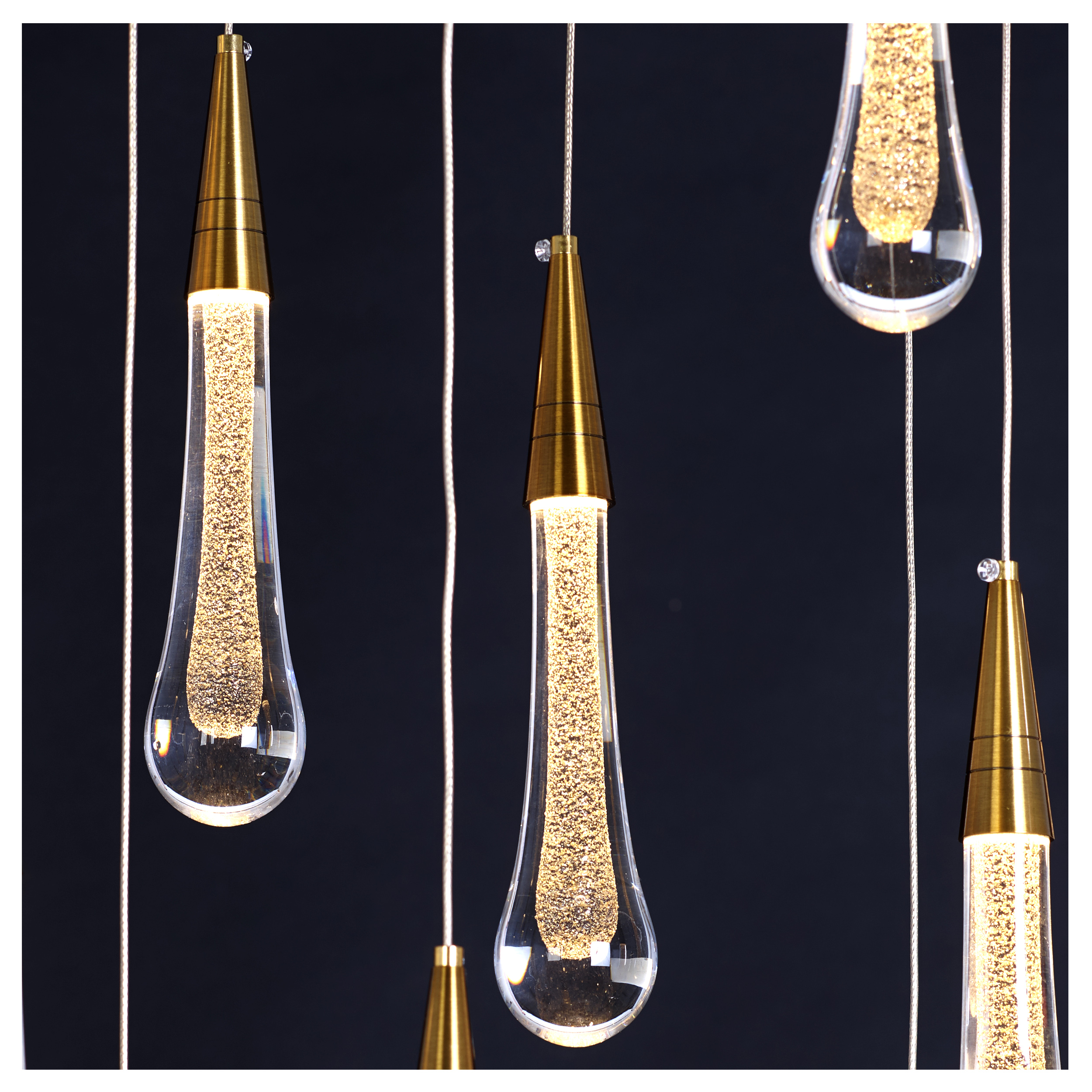 LED-Hängeleuchte 21-flg. Raindrop
