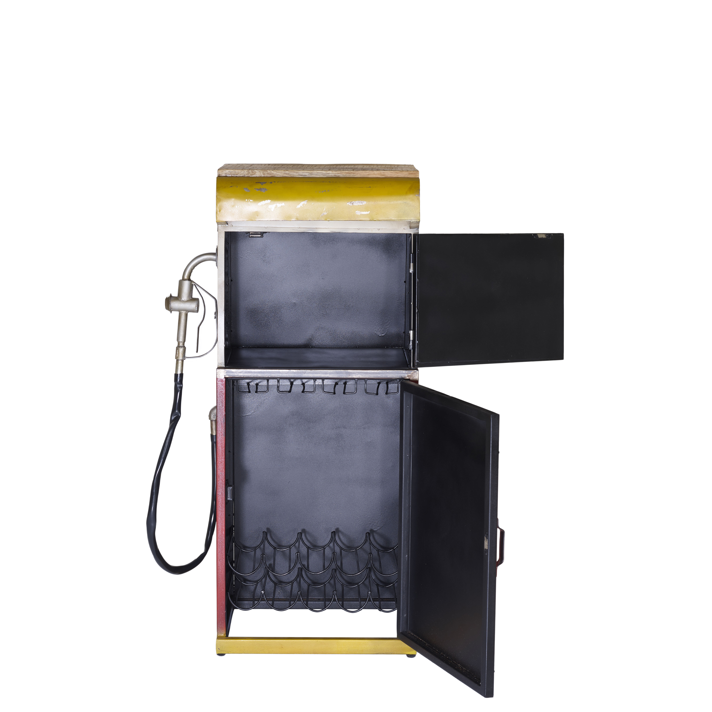 Barschrank Taxes Petrol Pump